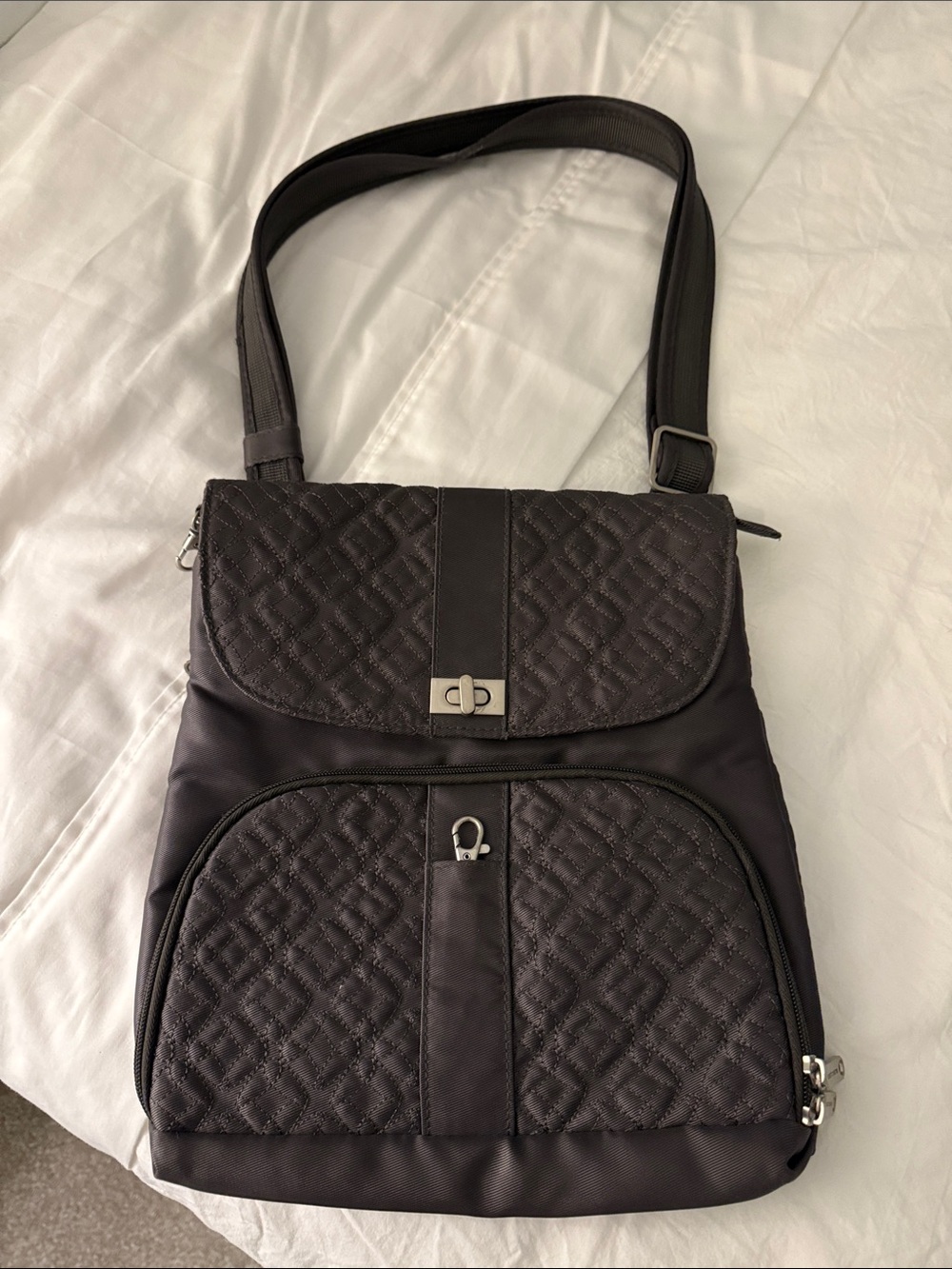 Travelon Quilted Crossbody Travel Bag in Dark Gray